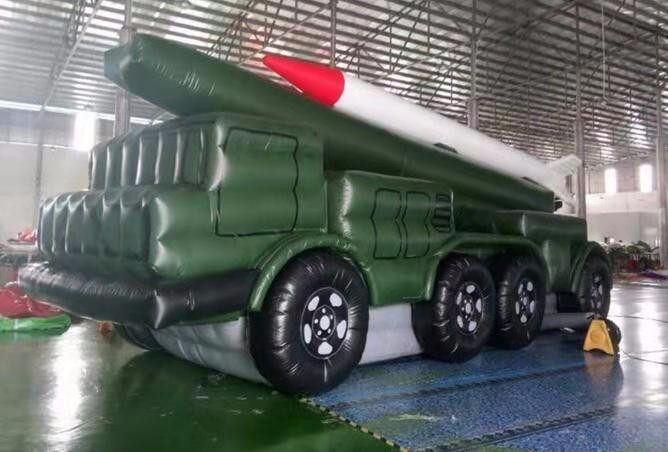 中原镇部队小型导弹车